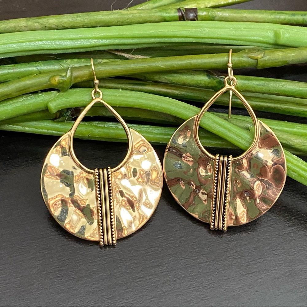 AllenCOCO Boho Ethnic Handcrafted Hammered Gold plated Crescent Dangle Earrings